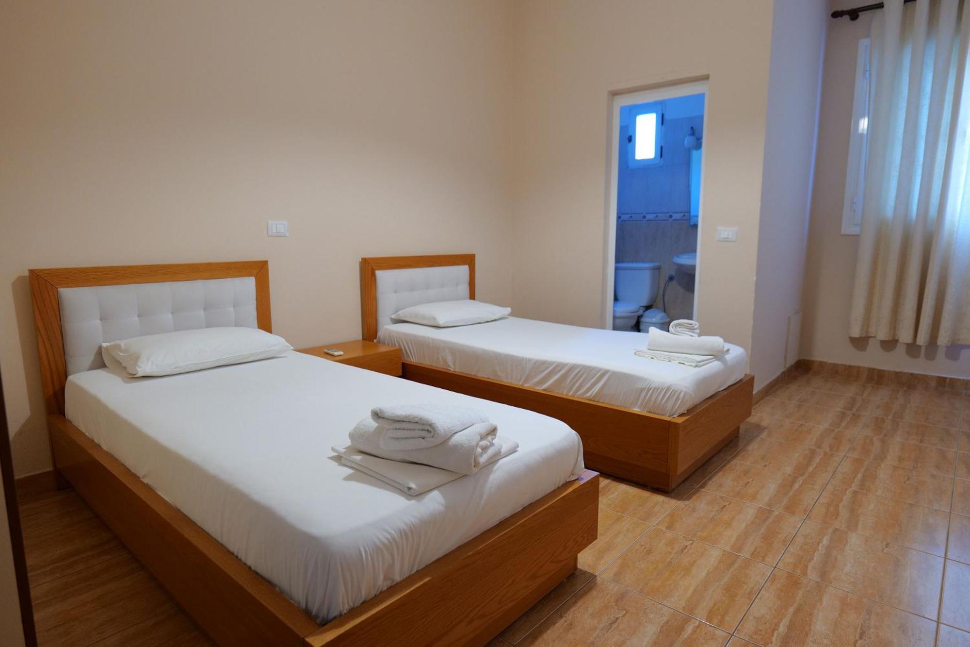 Hotel Jali Himare Luaran gambar